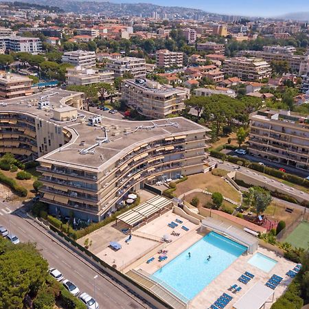 Residence Heliotel Marine Saint-Laurent-du-Var Exteriör bild